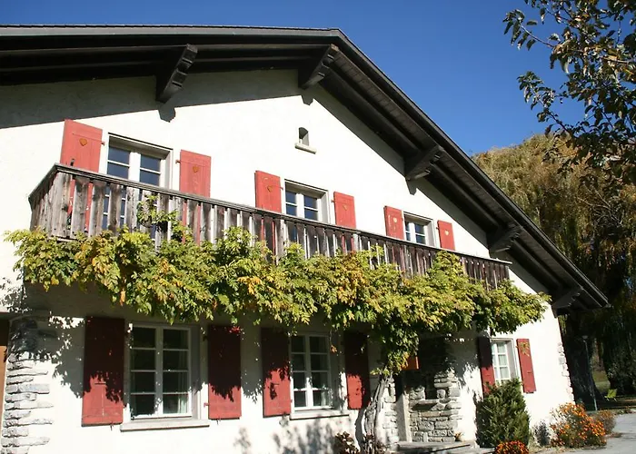 לינה וארוחת בוקר Des Vergers Vétroz